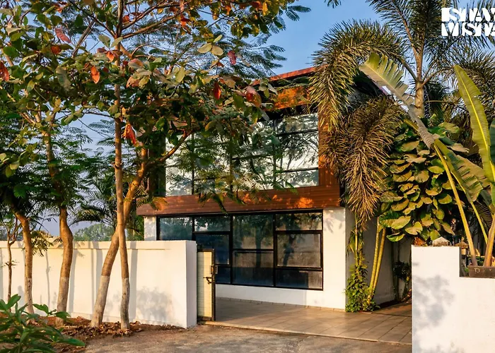 Stayvista'S One Villa - Pet-Friendly Charm With Farm Views, Modern Decor & A Refreshing Plunge Pool Karjat